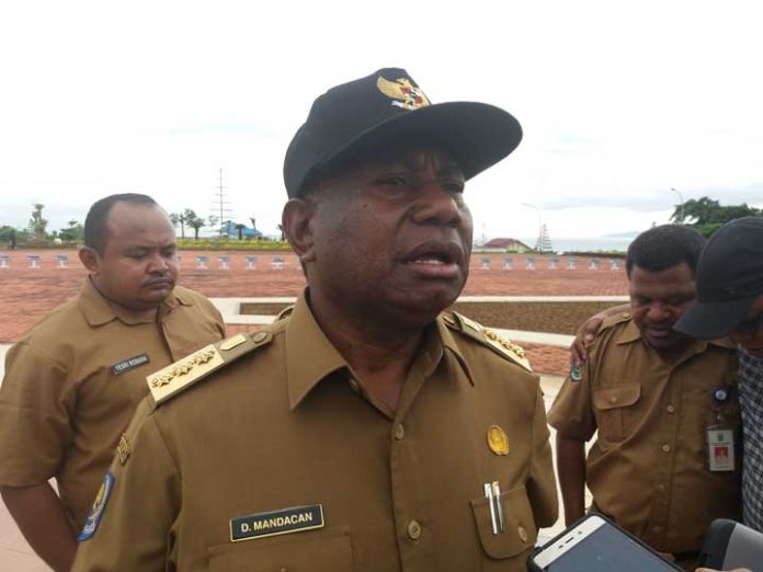Gubernur Papua Barat Dominggus Mandacan.