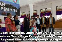 Bupati Sorong Ingatkan Pentingnya Peran Guru Sekolah Minggu