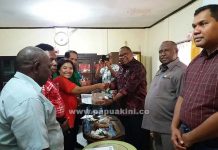 Ganti Rugi Lahan Marga Ani, Pemkab Sorsel Transfer 5 M di ruang kerja Ketua Pengadilan Negeri Sorong, disaksikan unsur Forkopimda, Jumat (23/3).