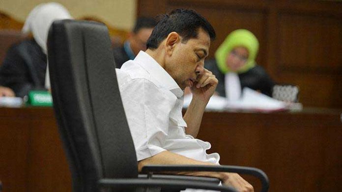 Setnov Dituntut 16 Tahun Penjara Plus 100 M