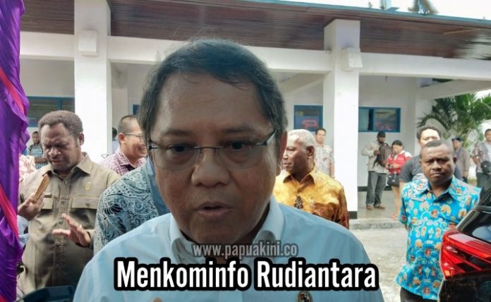 Empat Langkah Menkominfo Sikapi Bocornya Data 1 Juta Pengguna Facebook