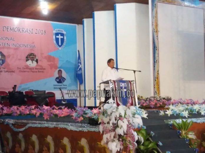 Hadiri Paskah GMKI, Menkominfo: Jangan Mudah Baper