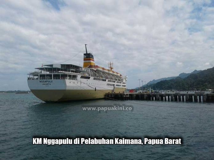 KM Nggapulu di Kaimana