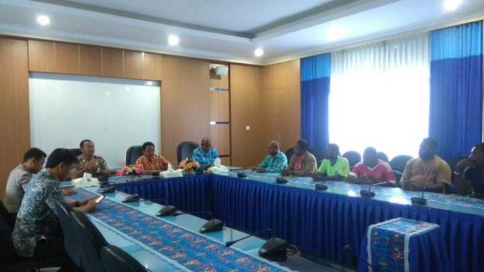 Wakil Bupati Dan Kapolres Bahas Ganti Rugi Distrik Mayakuk