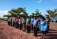 Gubernur Mandacan: Libur Usai, Segera Siapkan Dokumen Lelang Gubernur Mandacan: Libur Usai, Segera Siapkan Dokumen Lelang