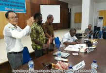Sempat Diancam, Kepala Dinas LH Papua Barat Teken KA Andal Tambang Emas Teluk Wondama