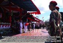 PoCil dan Penerjun Payung Jadi ‘Bintang’ HUT ke-73 RI di Papua Barat PoCil dan Penerjun Payung Jadi 'Bintang' HUT ke-73 RI di Papua Barat