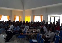 275 Usaha di Wondama Belum Urus Izin Sosialisasi pendataan perizinan dan non perijinan Pemkab Teluk Wondama