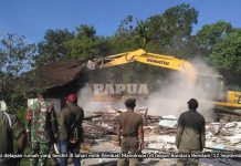 Bupati Manokwari Soal Eksekusi Rendani: Pemkab Sudah Sangat Manusiawi Bupati Manokwari Soal Eksekusi Rendani: Pemkab Sudah Sangat Manusiawi