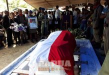 Warga Usul Jalan Utama Wondama Dinamai Alberth Hanok Torey Warga Usul Jalan Utama Wondama Dinamai Alberth Hanok Torey