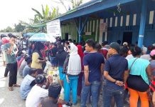 Warga Wondama Serbu Bensin Dari Nabire Warga Wondama Serbu Bensin Dari Nabire