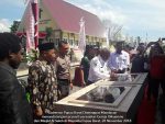 penandatangan-prasasti-peresmian-gereja-dan-masjid-Mapolda-Papua-Barat