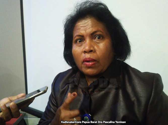 Kadisnakertrans-Papua-Barat-Dra-Pascalina-Yamlean Dugaan Pekerja Bawah Umur di Karaoke, Disnakertrans Koordinasi Dinas Pemberdayaan Perempuan
