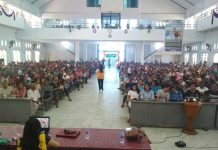 Peserta Meluber, Pembagian Kacamata Lions Club di Sorong Jadi Dua Hari Peserta Meluber, Pembagian Kacamata Lions Club di Sorong Jadi Dua Hari