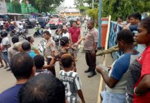 Polisi Buka Paksa Palang Pelabuhan Manokwari