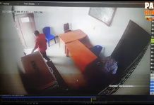 Wabup Mansel Wempi Rengkung Lari Terbirit-birit Bersama Staf