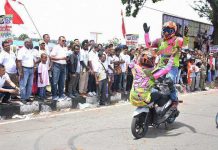 Kapolda Punya Ide Baru Sosialisasikan Tertib Lalulintas Kapolda Punya Ide Baru Sosialisasikan Tertib Lalulintas