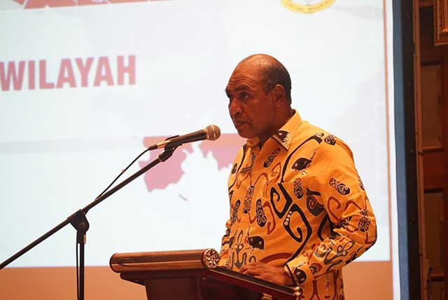 Wakil-Gubernur-Papua-Barat-Mohamad-Lakotani Papua Barat Kans Dapat Tambahan DAU Karena Pelestarian Lingkungan