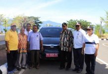 Mantap, Mantan Ketua dan Anggota MRPB Kembalikan Mobil Dinas Mantap, Mantan Ketua dan Anggota MRPB Kembalikan Mobil Dinas