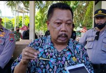 Manokwari Belum Umumkan CPNS 2018, Warga Bakar Ban dan Ranting Pohon di Jalan Manokwari Belum Umumkan CPNS 2018, Warga Bakar Ban dan Ranting Pohon di Jalan
