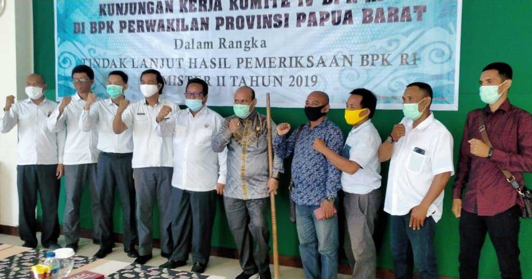 Sanusi-Rahaningmas-DPD-RI-Papua-Barat Sanusi Rahaningmas Minta Jangan Ada Pembiaran