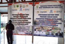 Tak Penuhi Kriteria, Warga Distrik Sidey Tak Dapat Bantuan Tangan Kasih Tak Penuhi Kriteria, Warga Distrik Sidey Tak Dapat Bantuan Tangan Kasih