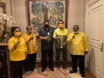 Lamberthus Jitmau Bertemu Ketum Golkar Pasca Walkout Musda Papua Barat