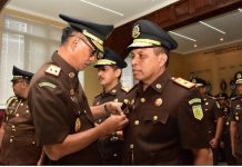 Wilhelmus Lingitubun Jadi Kajati Papua Barat Wilhelmus Lingitubun Jadi Kajati Papua Barat