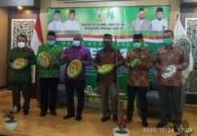 Rakerda MUI Papua Barat, Gubernur Minta Ulama Terus Cerahkan dan Cerdaskan Umat Rakerda MUI Papua Barat, Gubernur Minta Ulama Terus Cerahkan dan Cerdaskan Umat