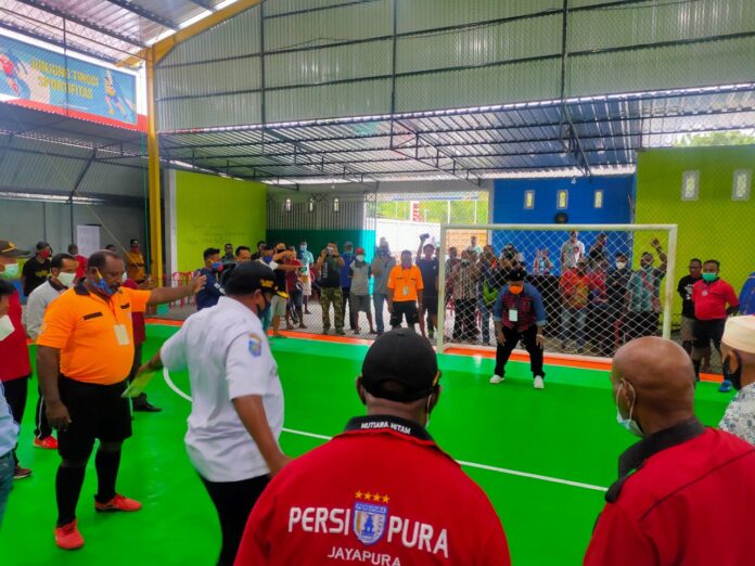 Pjs Bupati Mansel Buka Markus Waran Cup