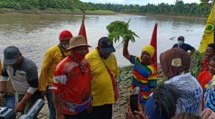 Kampung Orocomna dan Rawara Tekad 100% PMK2