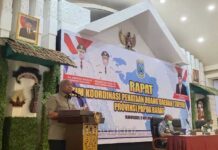 Gubernur Ingatkan RTRW Papua Barat Jangan Susahkan Anak Cucu Gubernur Ingatkan RTRW Papua Barat Jangan Susahkan Anak Cucu