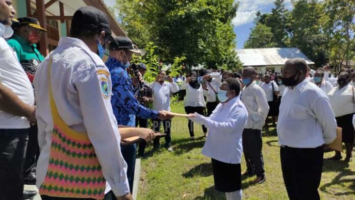843 CPNS Pegunungan Arfak Terima SK, Minta Pindah Langsung Pecat