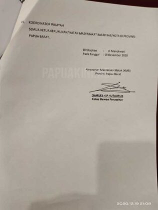 Gubernur Kukuhkan Kerukunan Masyarakat Batak Papua Barat, Ini Para Pengurusnya