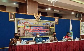 Gubernur Usul Bagi Rata Kuota 1500 Bintara Polri Otsus dan Pembiayaan 140 M Gubernur Usul Bagi Rata Kuota 1500 Bintara Polri Otsus dan Pembiayaan 140 M