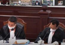 Di Sidang MK Bawaslu Teluk Bintuni Benarkan KPU Sudah Perbaiki 1658 Nama Ganda Di Sidang MK Bawaslu Teluk Bintuni Benarkan KPU Sudah Perbaiki 1658 Nama Ganda