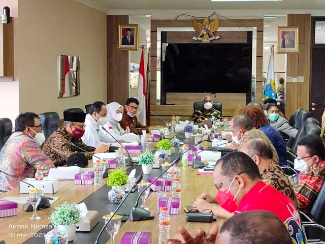 Komite I DPD RI dan Pemprov Papua Barat Sepakat Usulkan Kewenangan Otsus Diperluas