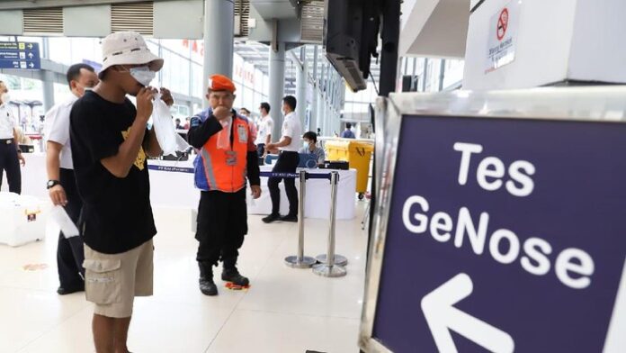 GeNose Jadi Syarat Baru Perjalanan Dalam Negeri Mulai 1 April 2021