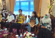 Gladi Pelantikan Bupati dan Wakil Bupati Kaimana, Fakfak, Sorong Selatan Diulang Tiga Kali Gladi Pelantikan Bupati dan Wakil Bupati Kaimana, Fakfak, Sorong Selatan Diulang Tiga Kali