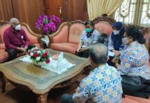 Gubernur Imbau Warga Dukung Pendataan Keluarga BKKBN Gubernur Imbau Warga Dukung Pendataan Keluarga BKKBN