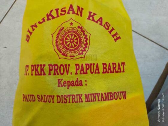 PKK Papua Barat Salurkan Bantuan Bapok dan PAUD di Pegunungan Arfak