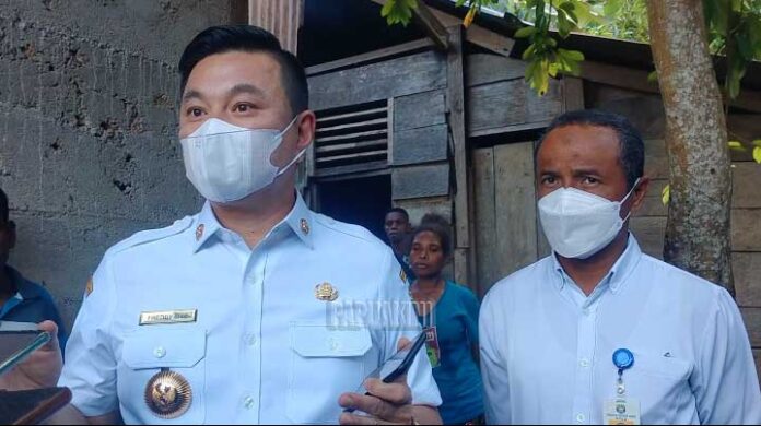 Bupati Kaimana Akan Selesaikan Hak Nakes Sesuai Aturan