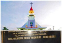 Uskup Manokwari Sorong Resmikan Gereja St Paskalis Bintuni Uskup Manokwari Sorong Resmikan Gereja St Paskalis Bintuni