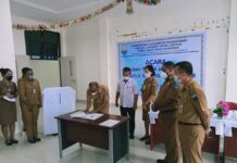 Bupati Manokwari Ingatkan Jajaran RSUD Jangan Cari Keuntungan Pribadi atau Kelompok Bupati Manokwari Ingatkan Jajaran RSUD Jangan Cari Keuntungan Pribadi atau Kelompok