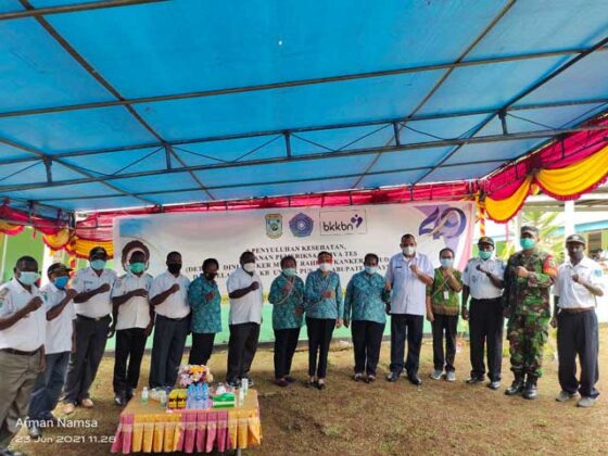 PKK Papua Barat Periksa Kanker Serviks Gratis, KB, dan PMT di Maybrat