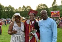 Siswi SMA Ini Kembalikan Beasiswa 570 Juta, Minta Berikan ke yang Tak Mampu Siswi SMA Ini Kembalikan Beasiswa 570 Juta, Minta Berikan ke yang Tak Mampu