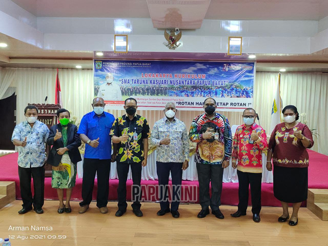SMA Taruna Kasuari Nusantara Tak Boleh Terapkan Tak Ada Rotan Akar pun Jadi