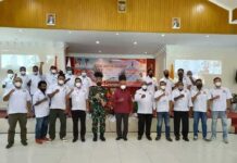 Gubernur Papua Barat Ingatkan Karang Taruna Jalin Kemitraan Gubernur Papua Barat Ingatkan Karang Taruna Jalin Kemitraan