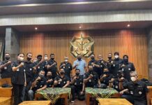 Danjen Kopassus Semangati Atlet Terjun Payung Papua Barat Danjen Kopassus Semangati Atlet Terjun Payung Papua Barat