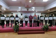 Pemprov Papua Barat Bantu Dana Penelitian 25 Ilmuwan Muda Papua Pemprov Papua Barat Bantu Dana Penelitian 25 Ilmuwan Muda Papua